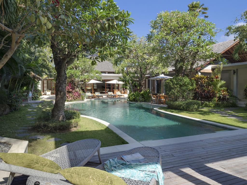 Lataliana Villas 塞米亚克 客房 照片