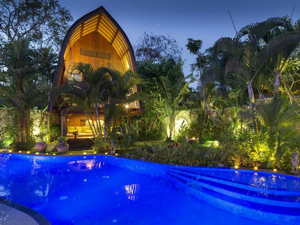 Lataliana Villas 塞米亚克 外观 照片