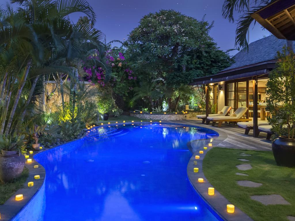 Lataliana Villas 塞米亚克 外观 照片