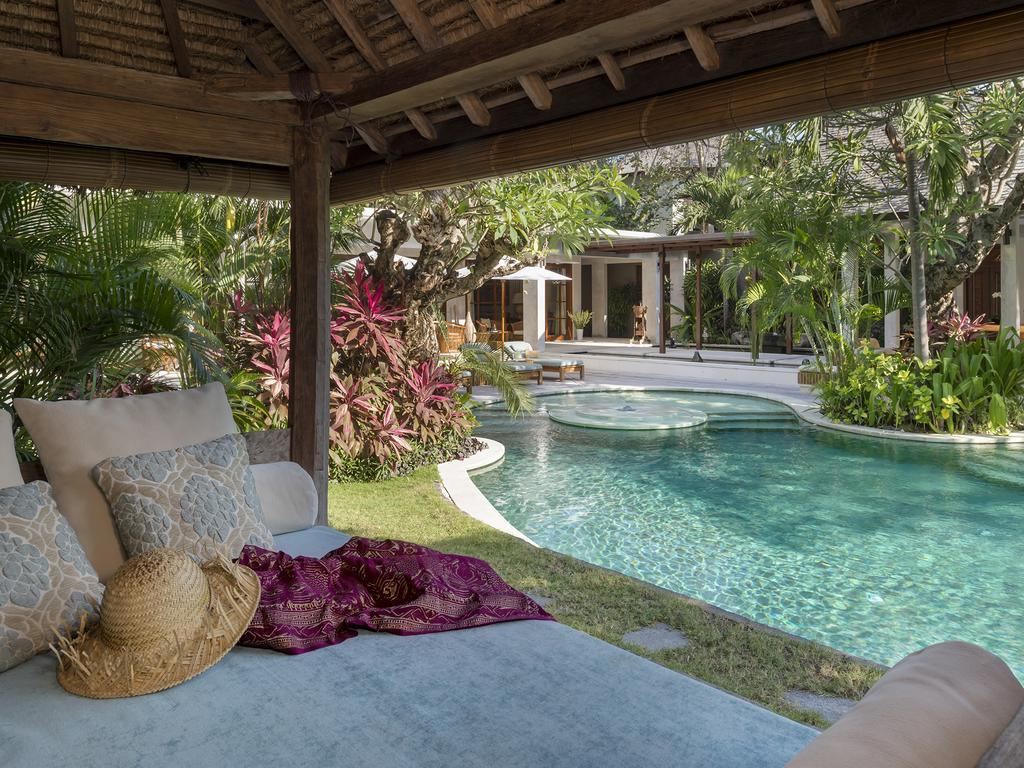 Lataliana Villas 塞米亚克 外观 照片