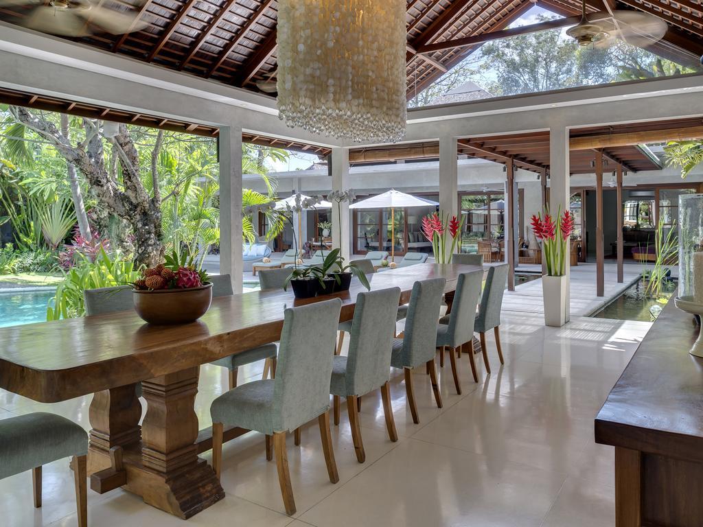 Lataliana Villas 塞米亚克 外观 照片